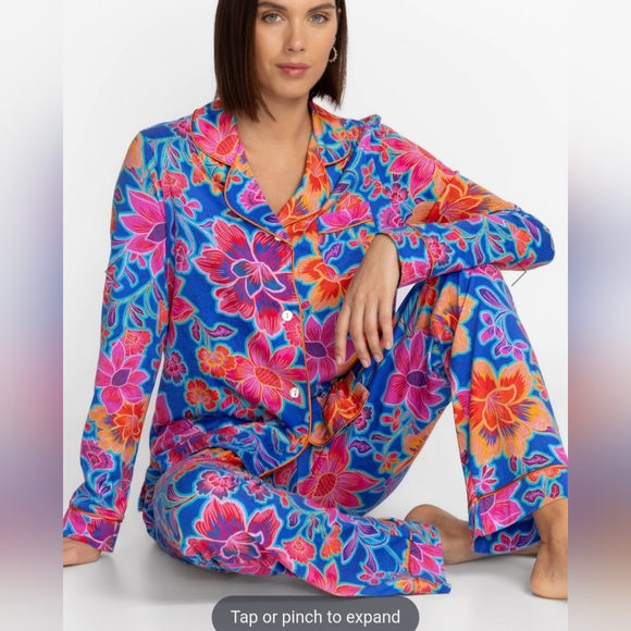 Johnny Was Other - Johnny Was Vibrant Floral Pajama Set, Size XS.